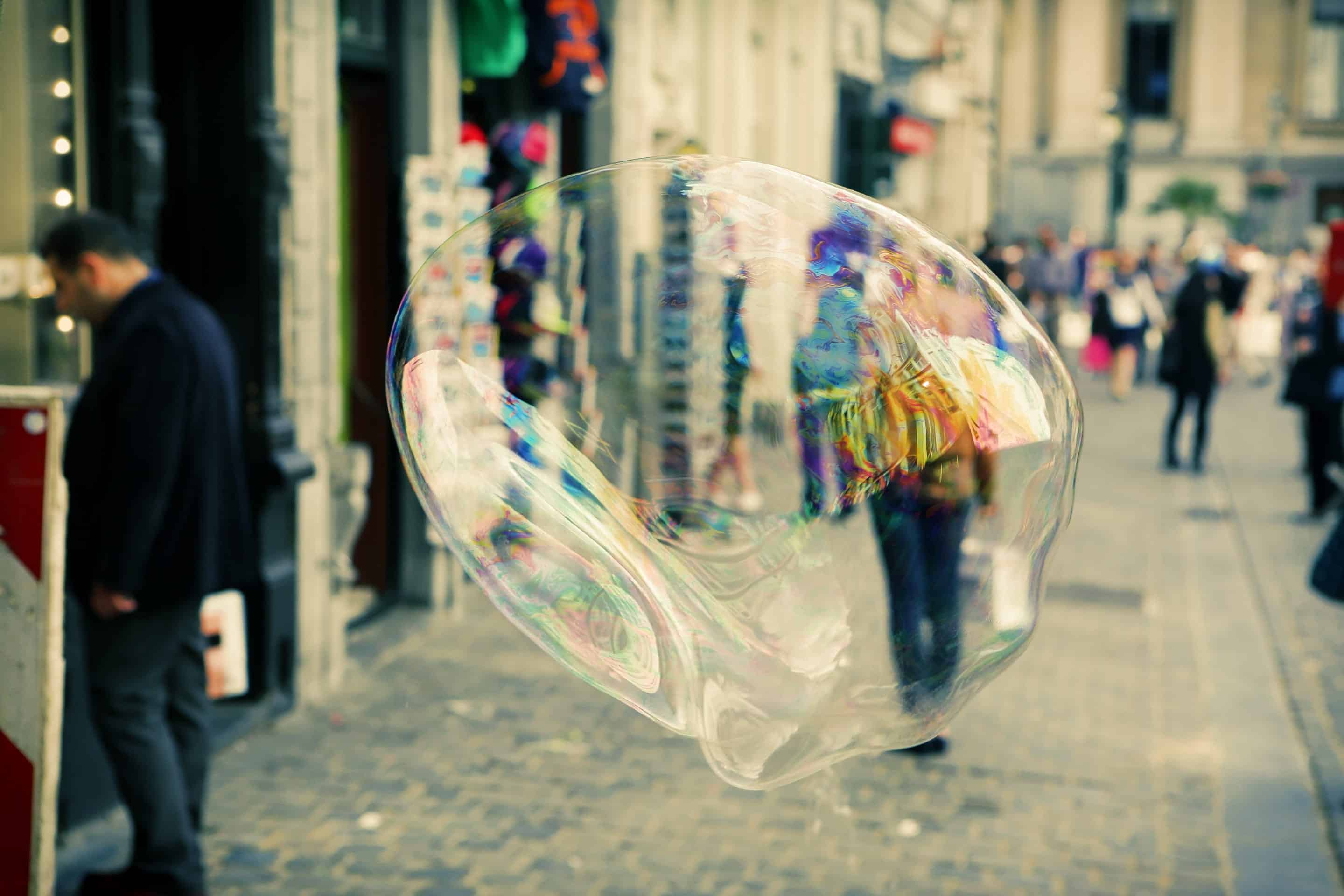 2014_07_life-of-pix-free-stock-photos-belgium-brussels-city-soap-bubble