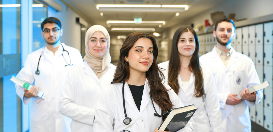 Medical Education: Was sich Arzt und Ärztin von der Industrie wünschen