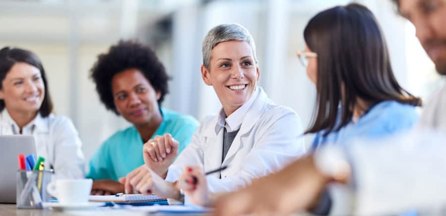 Die übersehene Hälfte: Ärztinnen als aufstrebende Zielgruppe